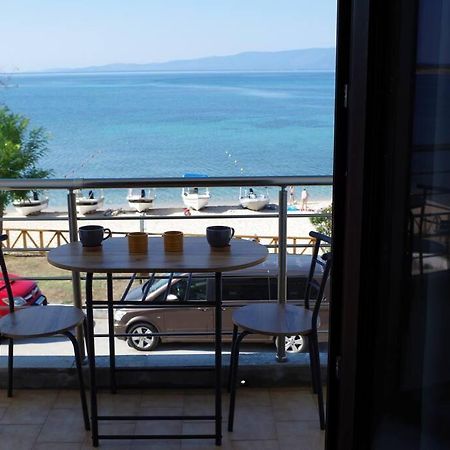 Seafront Centre Ouranoupoli Daire Dış mekan fotoğraf
