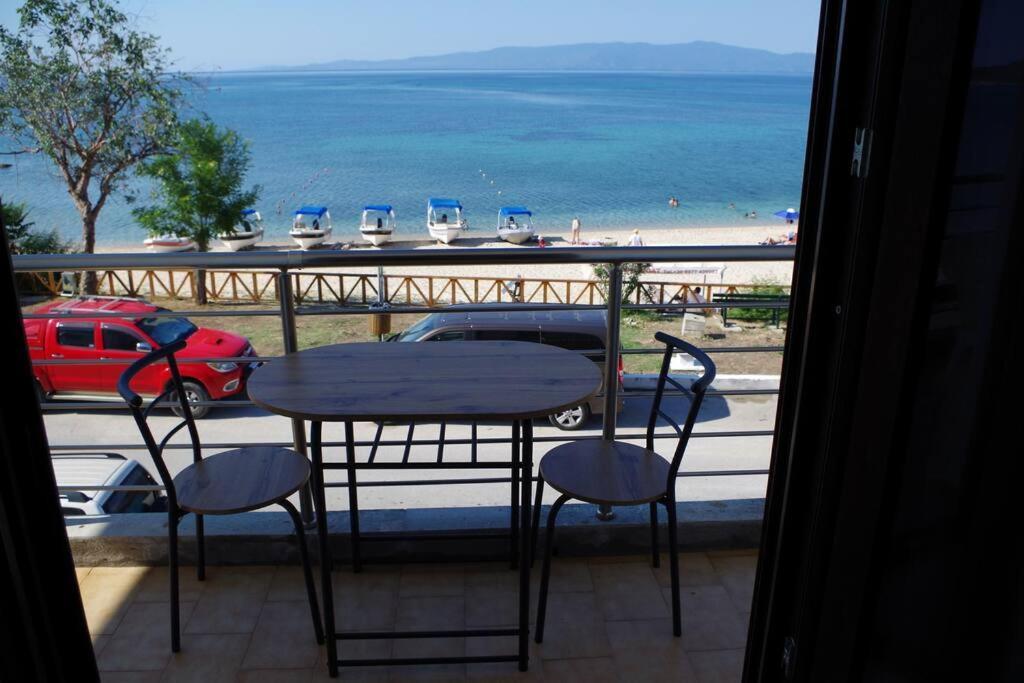 Seafront Centre Ouranoupoli Daire Dış mekan fotoğraf
